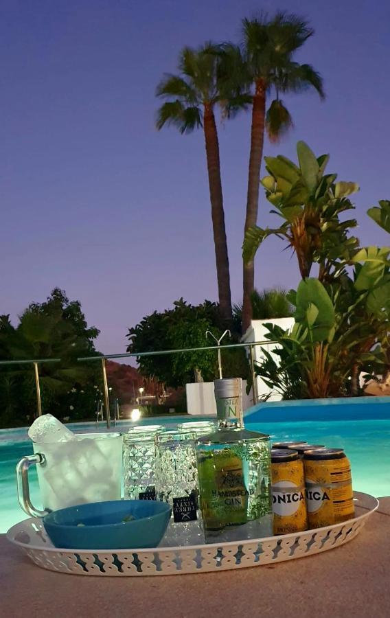 Sitio de Calahonda Modern Garden Apartment With A Fantastic Sea View And A Private Garden מראה חיצוני תמונה